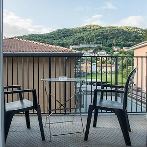 https://officina-rooms.it-lombardy.com